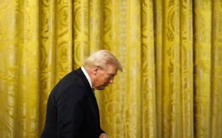 厦门伊朗战争考验特朗普主义