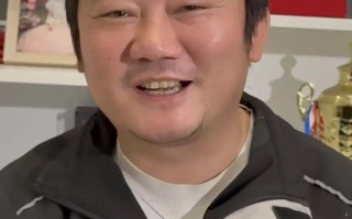 厦门“当时说实话想装一下”，张雪深夜回应“一个子儿都没有”言论：政府只需把舞台搭好就很棒了