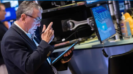 厦门盘前：纳指期货涨0.5% 比特币跃升至接近72000美元