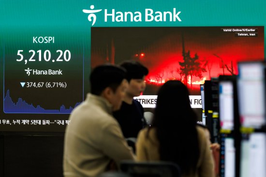 厦门“两秒钟亏掉100万美元” 中东乱局震撼全球交易室