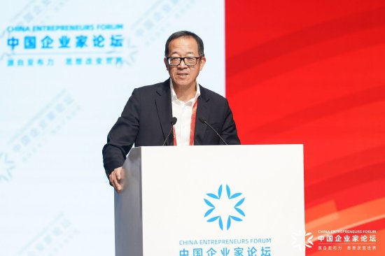 厦门俞敏洪：希望用高科技服务新东方，和宇树科技等公司紧密合作