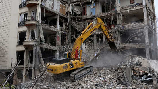 厦门鲁比尼：特朗普或将升级伊朗战争，恐引发“1970年代式滞胀”