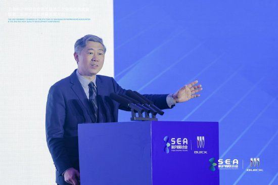 厦门李稻葵:未来企业家和投资者应关注三大方向 厦门李稻葵:未来企业家和投资者应关注三大方向