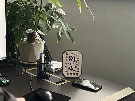 厦门被称“摩托车圈雷军”,冠军张雪的飞驰人生 厦门被称“摩托车圈雷军”,冠军张雪的飞驰人生