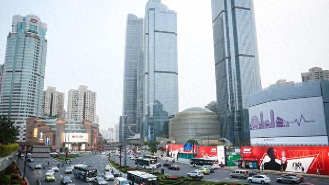 厦门今年1-2月，上海又揽128家首店，面对电商红海，他们出招了