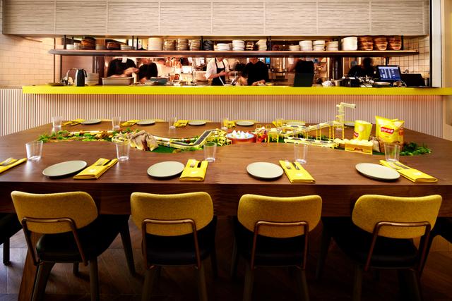 厦门今年1-2月，上海又揽128家首店，面对电商红海，他们出招了