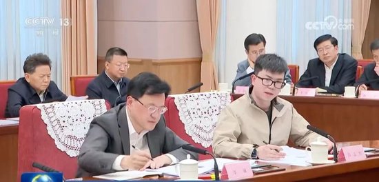 厦门总理召开座谈会，8人发言，包括一位“90后”