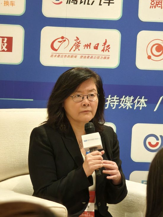 厦门如何看待车企自研芯片?爱芯元智仇肖莘:苹果选择自研但过程非常曲折,绝大部分厂商不会自研而是靠行业分工 厦门如何看待车企自研芯片?爱芯元智仇肖莘:苹果选择自研但过程非常曲折,绝大部分厂商不会自研而是靠行业分工